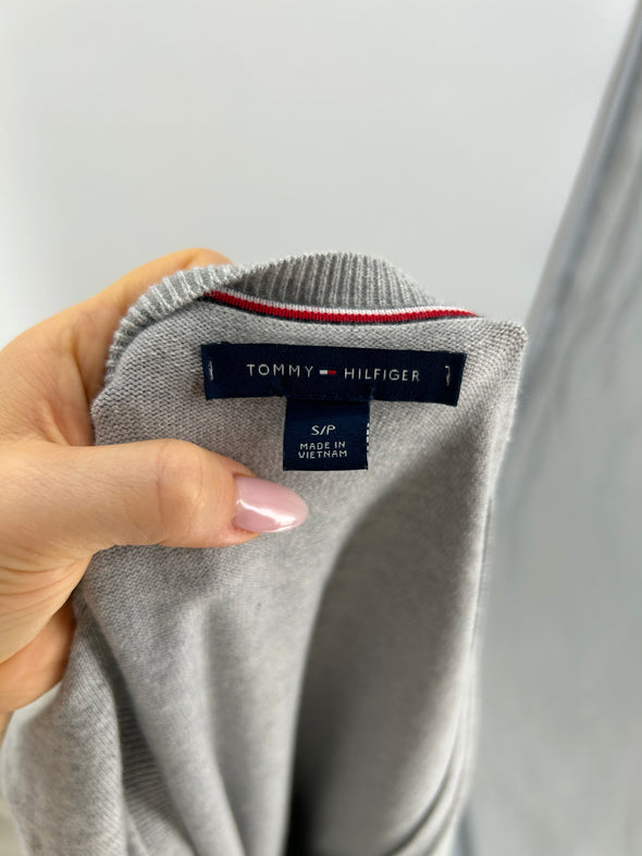 Pull gris