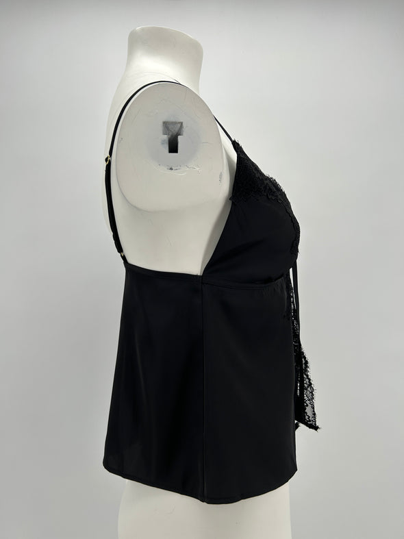 Top en dentelle noir