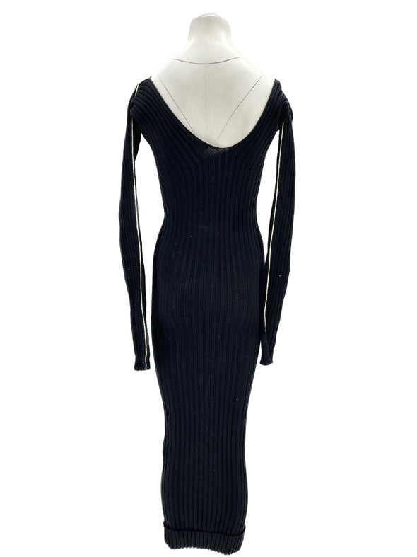 Robe longue noire côtelée