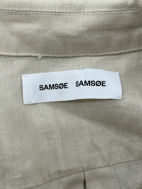 Chemise beige à manches courtes