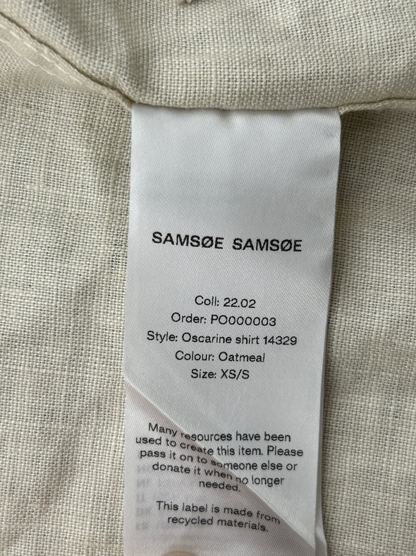 Chemise beige à manches courtes