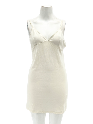 Robe blanche dos nu