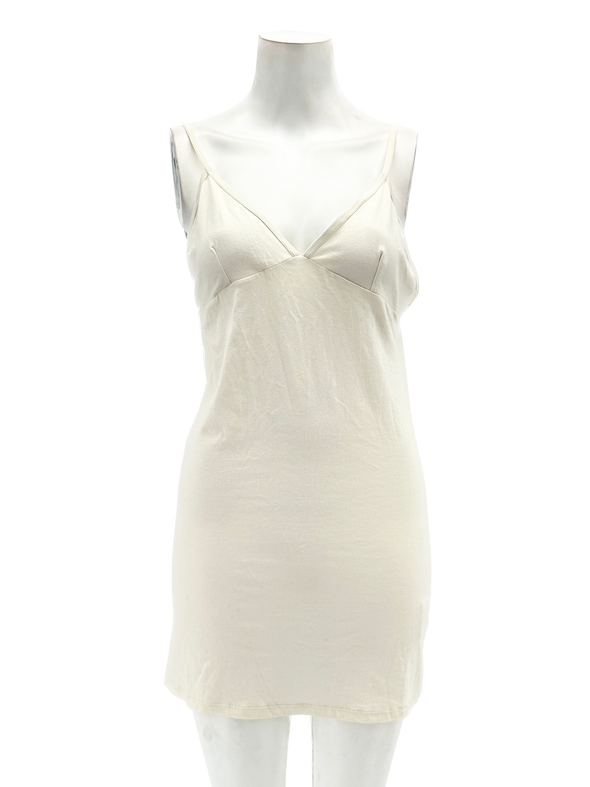 Robe blanche dos nu