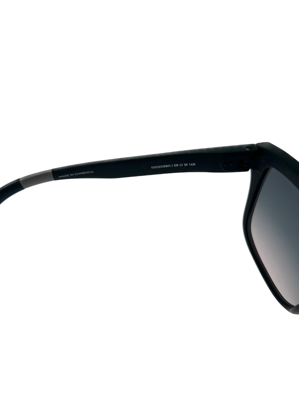 Lunettes de soleil noire