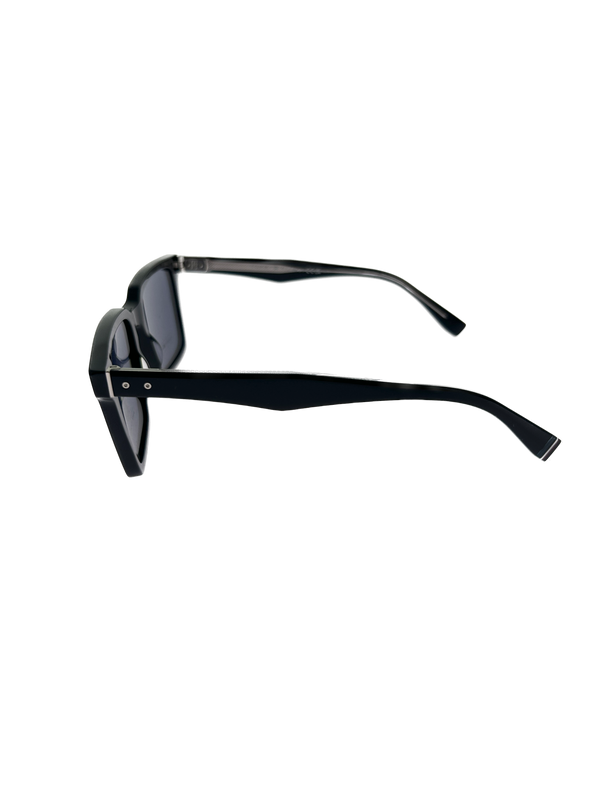 Lunettes de soleil noire