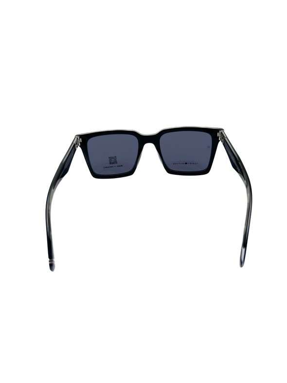 Lunettes de soleil noire