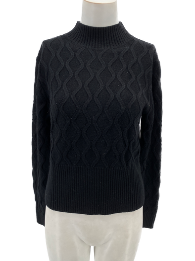 Pull noir