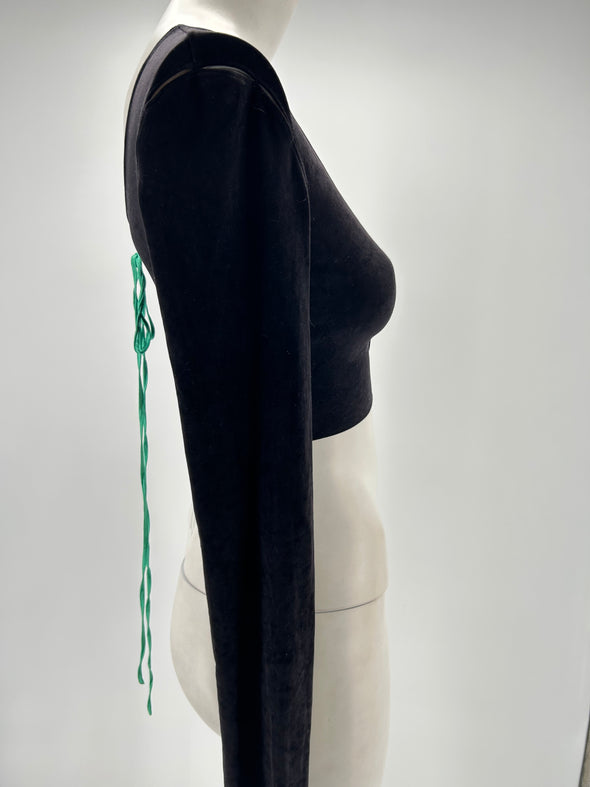 Top court noir à lacets