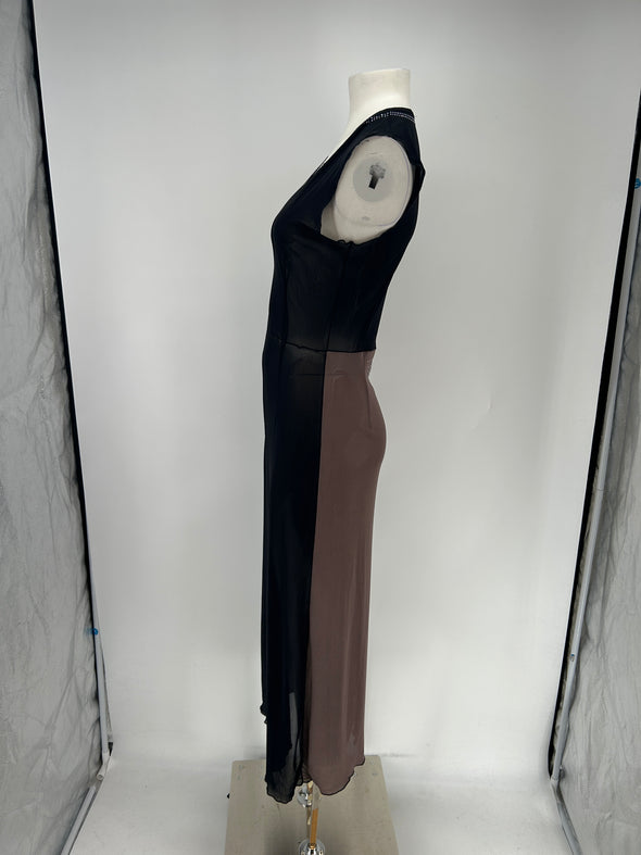 Robe transparente noire