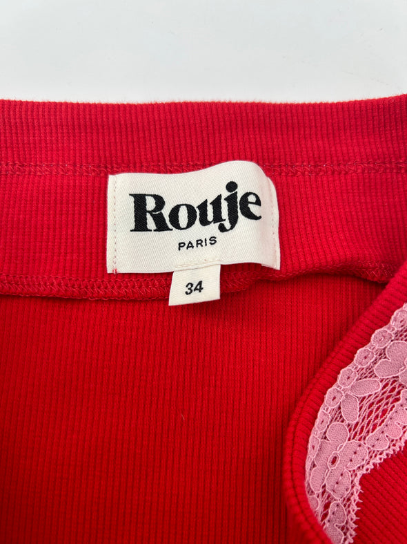 Jupe rouge à dentelle