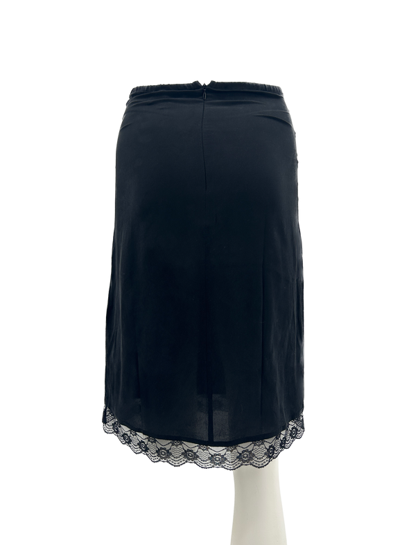 Jupe noire à dentelle