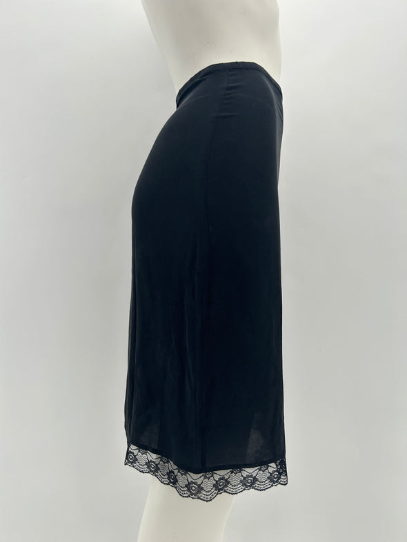 Jupe noire à dentelle