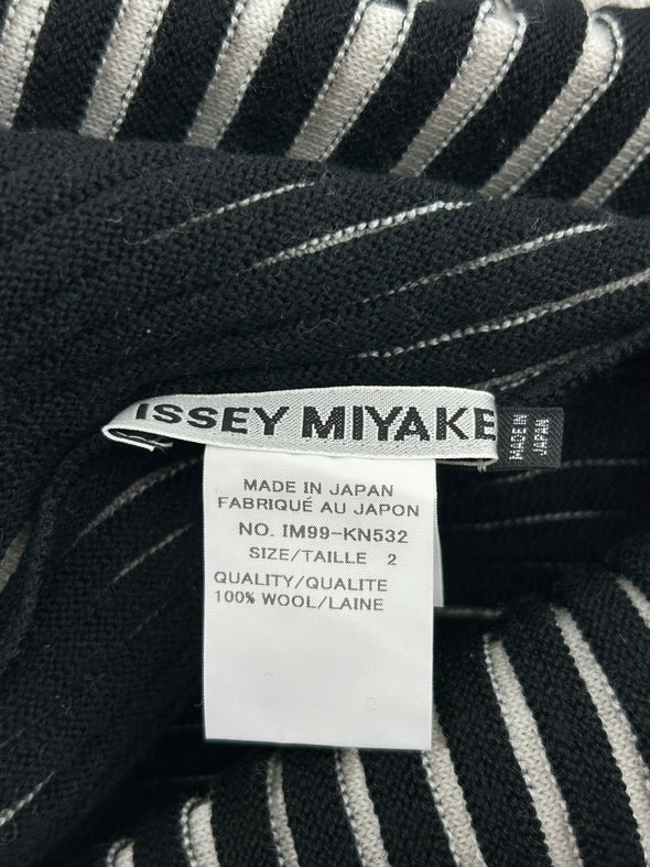 Top rayé noir et blanc