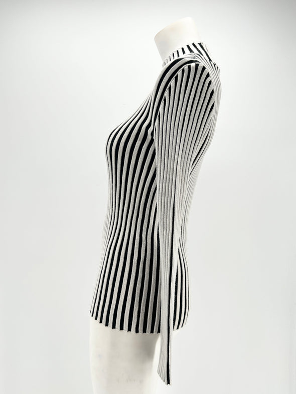 Top rayé noir et blanc