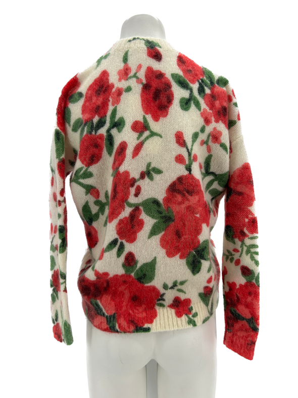 Pull à fleurs rouges