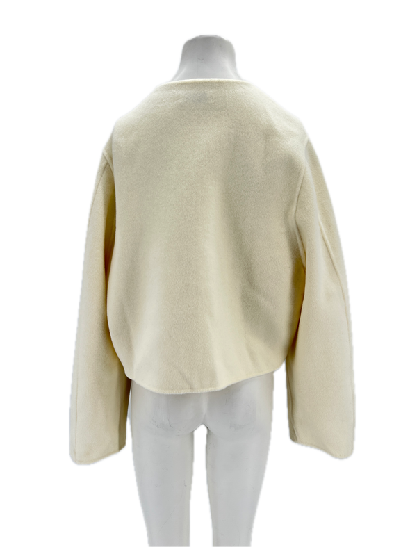 Veste en laine blanche