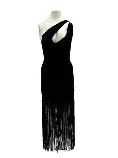 Robe noire à franges