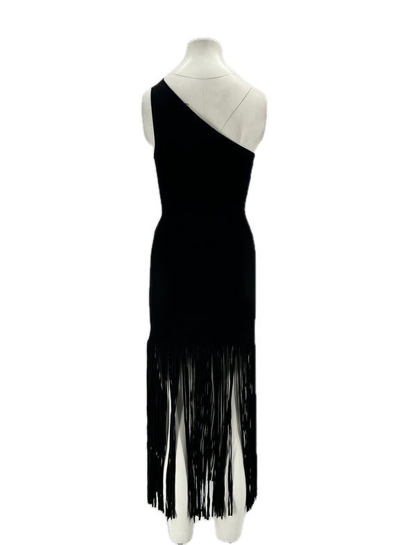Robe noire à franges