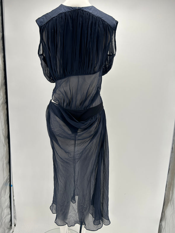Robe noire longue transparente