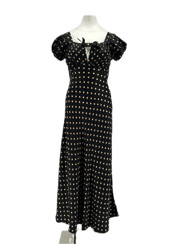 Robe en soie à pois