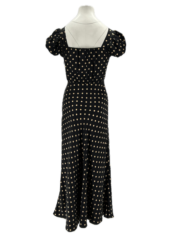 Robe en soie à pois