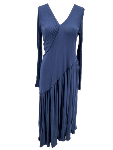 Robe longue bleue asymétrique