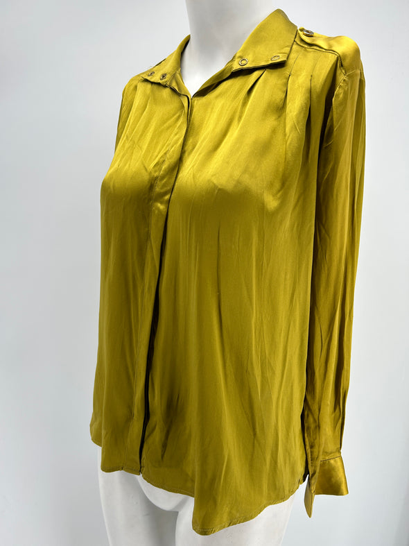 Blouse en soie moutarde