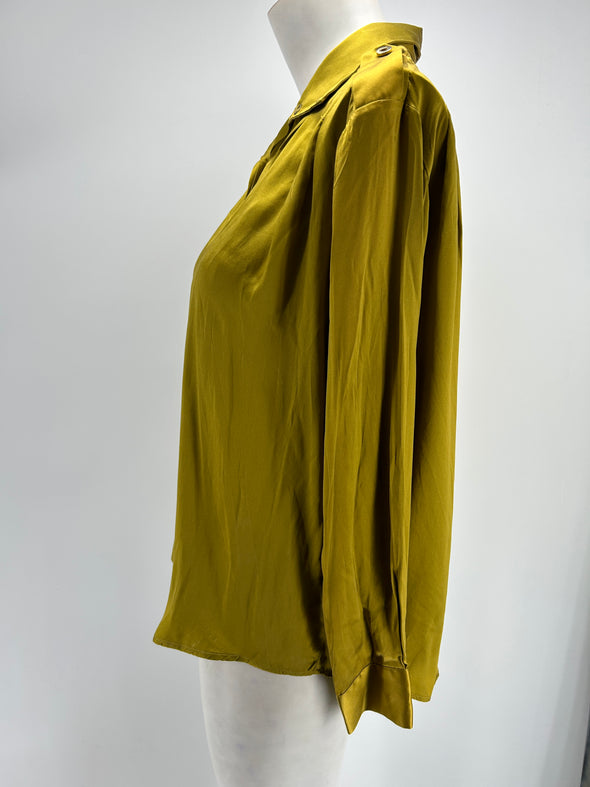 Blouse en soie moutarde