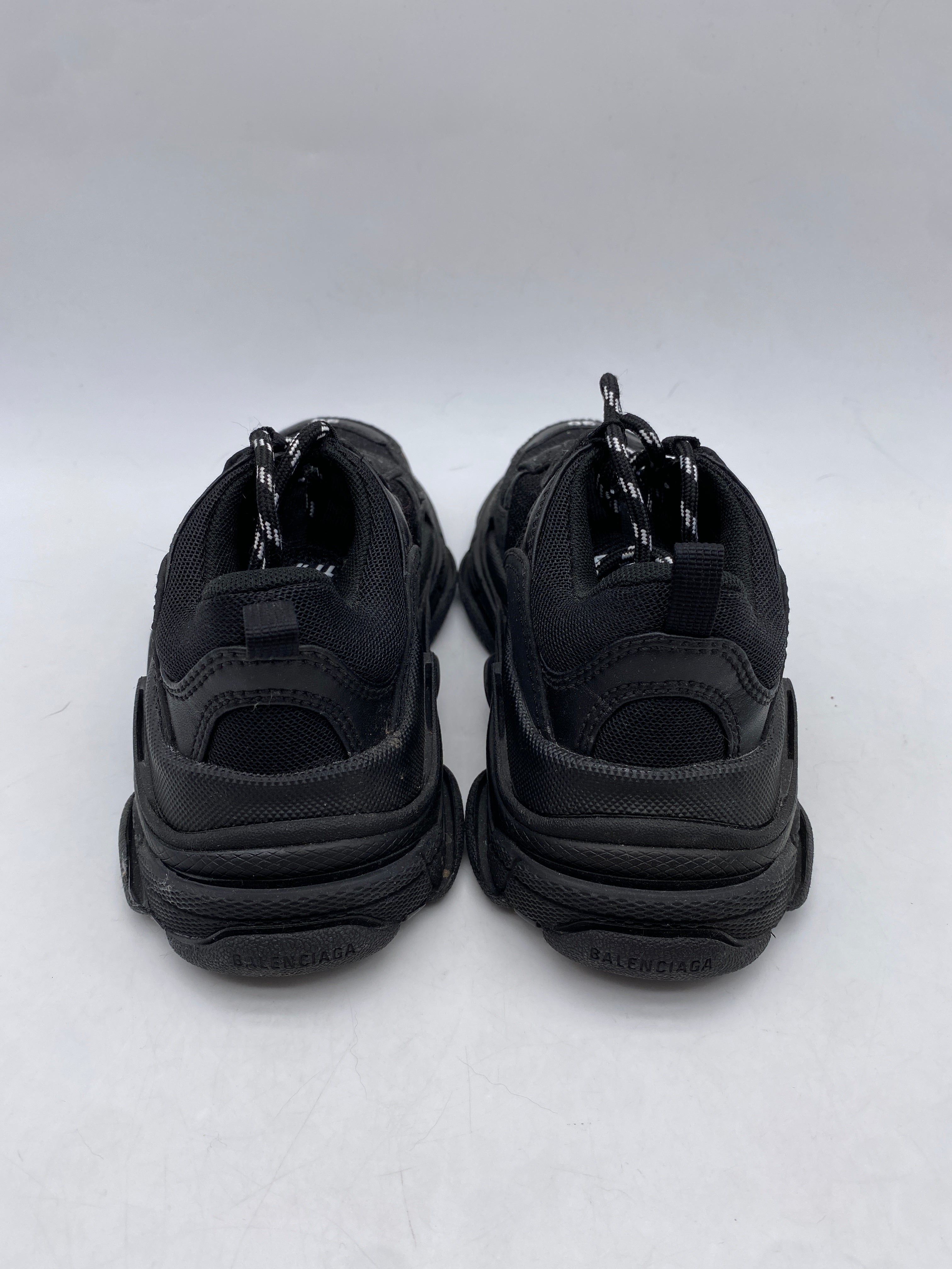 Balenciaga basket enfant best sale