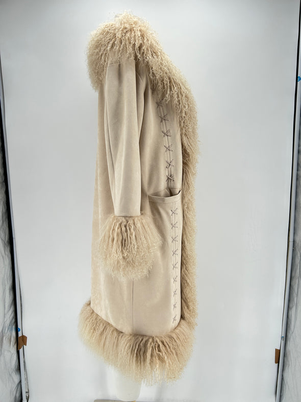 Manteau en fausse fourrure