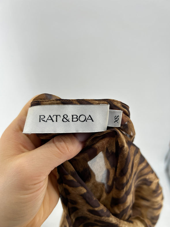 Robe en soie léopard