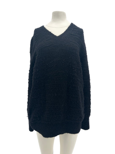 Pull noir col V en laine