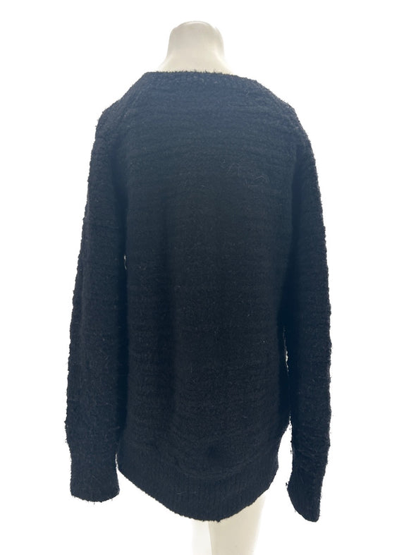 Pull noir col V en laine