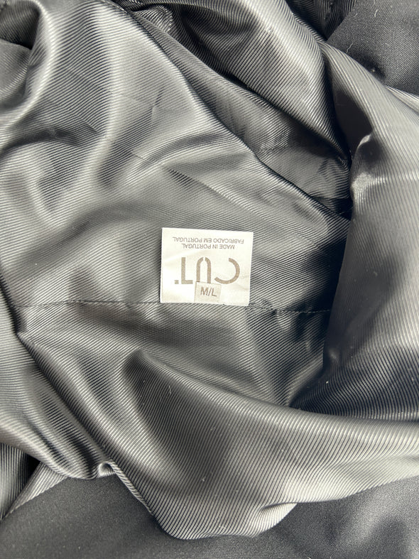 Manteau en laine noire