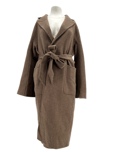 Manteau en laine avec ceinture
