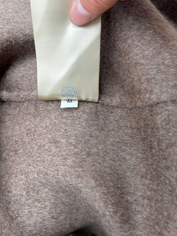 Manteau en laine avec ceinture