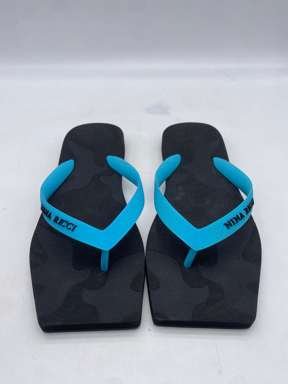 Tongs bleues