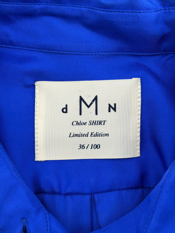 Chemise en soie bleue