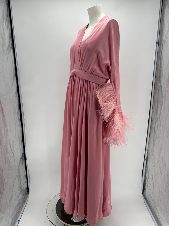 Robe longue rose à plumes