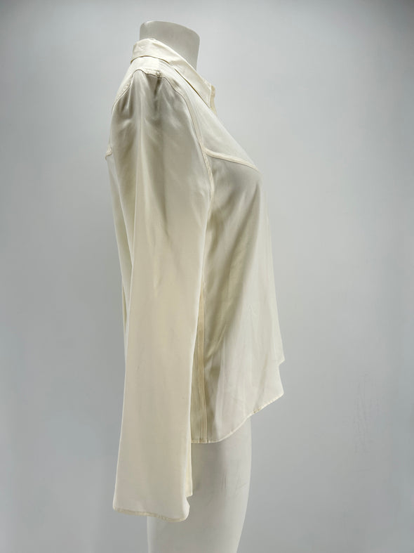 Chemise en soie blanche