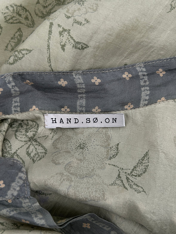 Blouse en soie verte