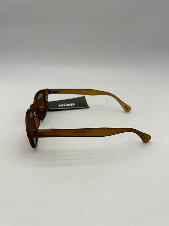 Lunettes de soleil marron