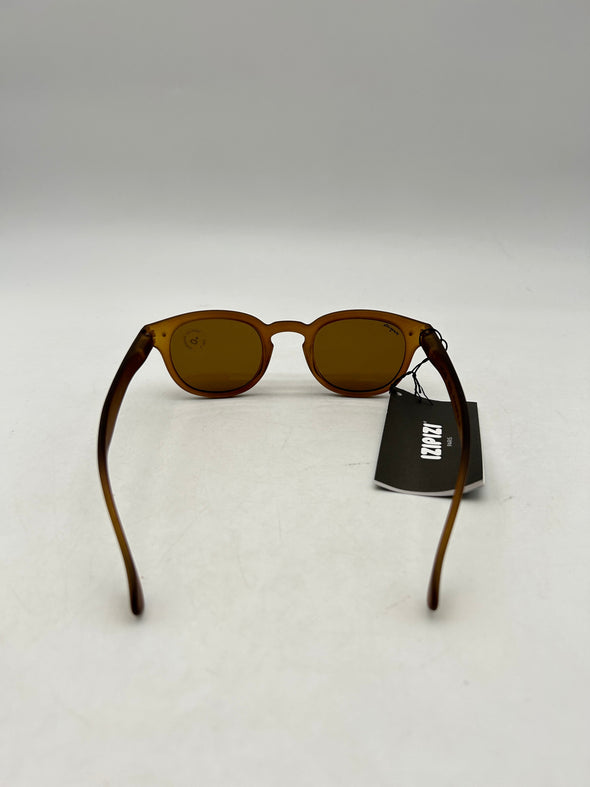 Lunettes de soleil marron