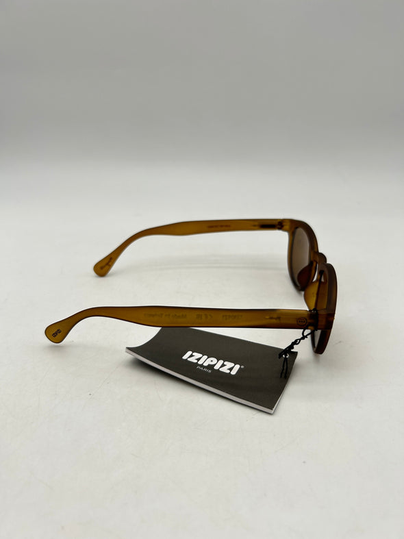 Lunettes de soleil marron