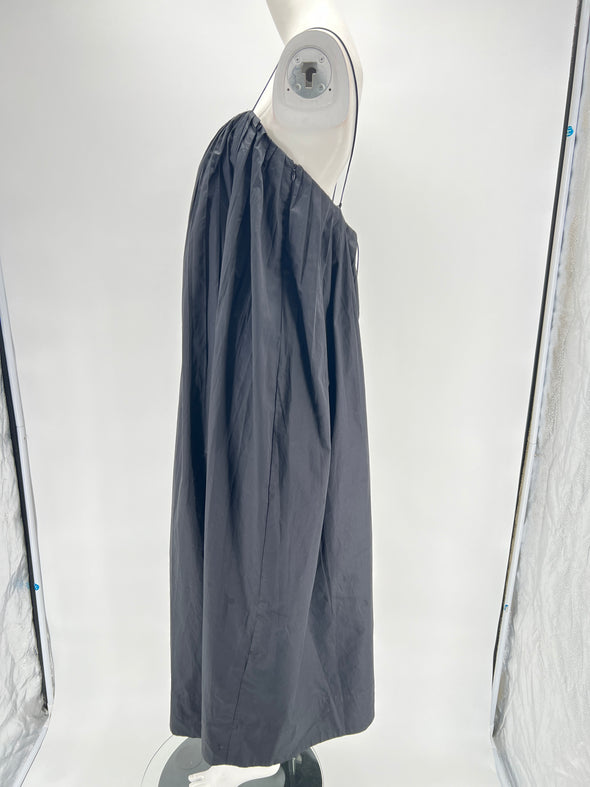 Robe noire texturée