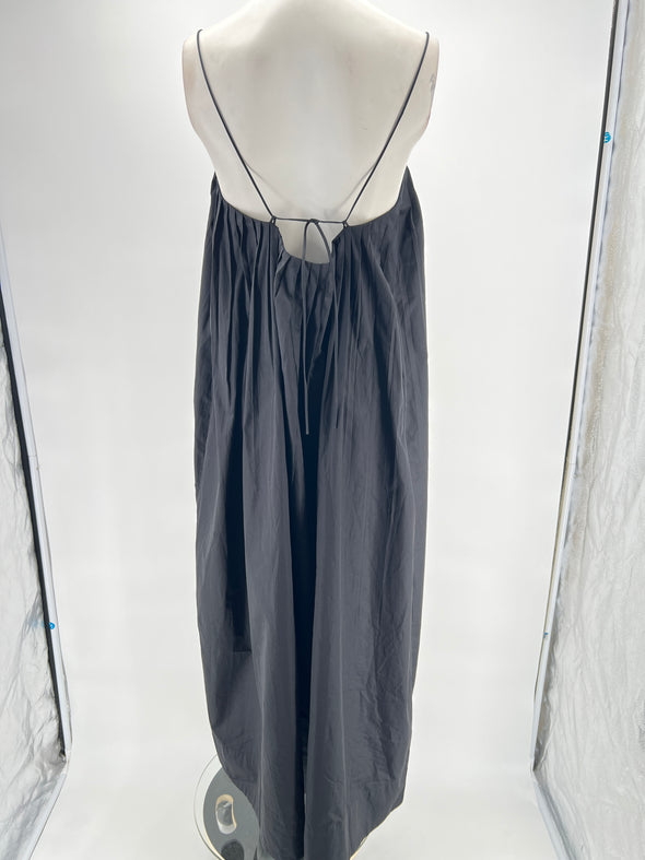 Robe noire texturée