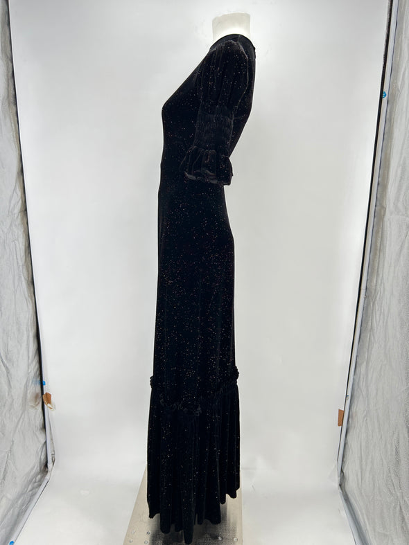 Robe en velours et paillettes