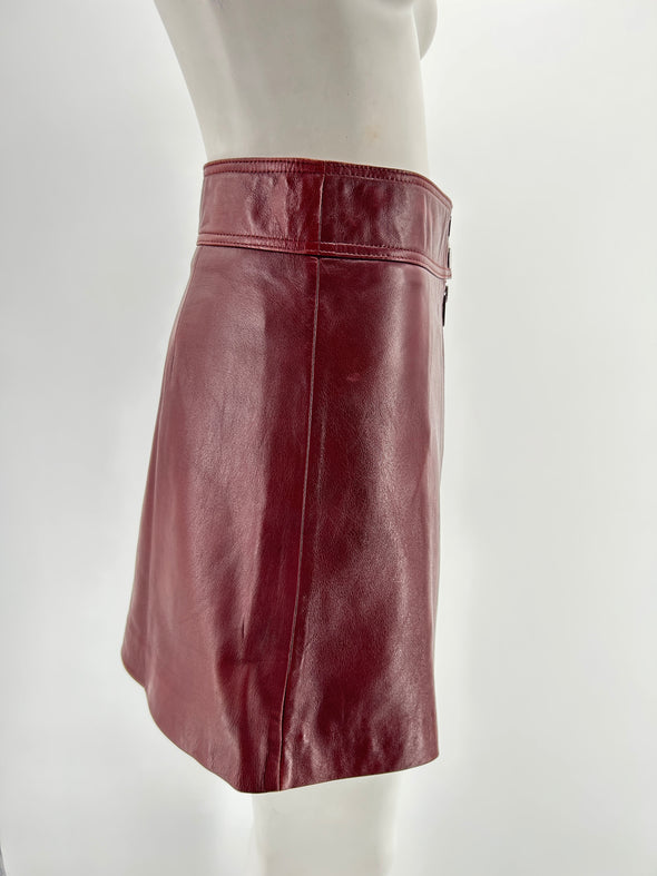 Jupe bordeaux en cuir