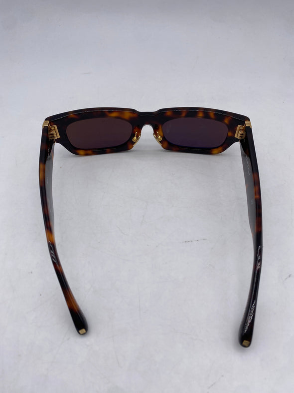 Lunettes de soleil marron