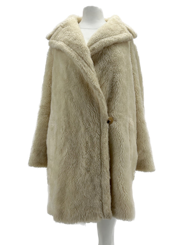Manteau en fausse fourrure